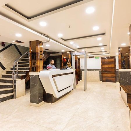 Hotel Grand Shyam- In Front Of New Delhi Railway Station-Couple Friendly Extérieur photo