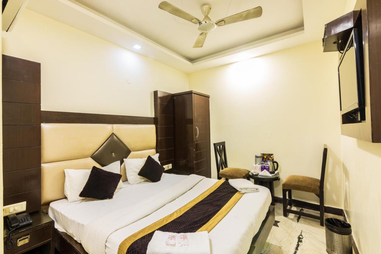 Hotel Grand Shyam- In Front Of New Delhi Railway Station-Couple Friendly Extérieur photo
